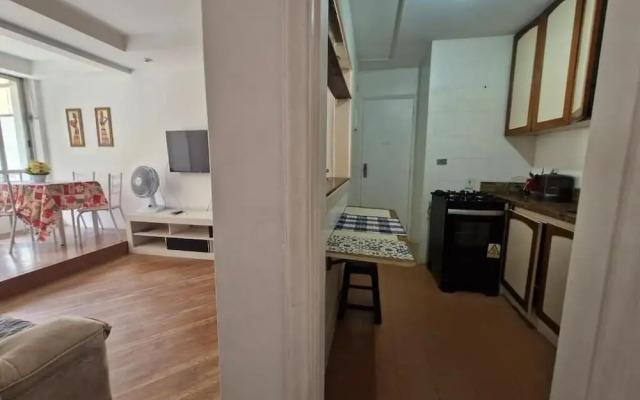 SUH Copacabana 105 Metro Posto 5