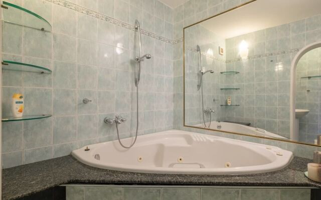 FM Economy 3-BDR Apartment - Spacious Lozenetz Area