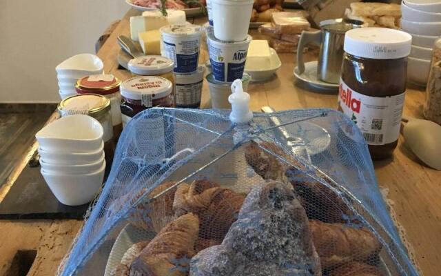 Oltremare Guest House