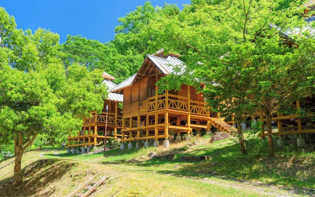 Hida-Osaka Fureai no Mori Bungalow