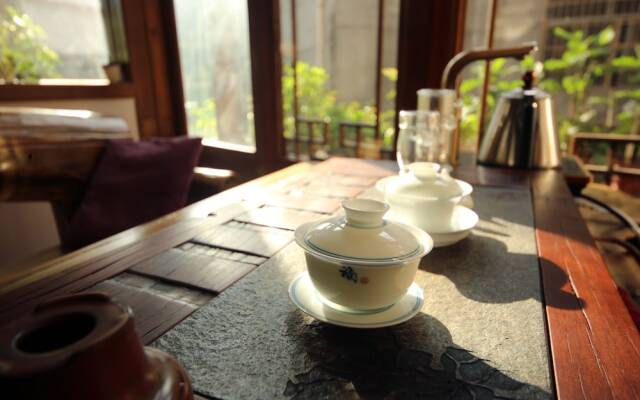 Zhangjiajie One City One Inn