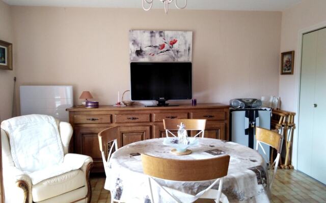 Apartment With One Bedroom In Vernet Les Bains With Wonderful Mountain View Terrace And Wifi