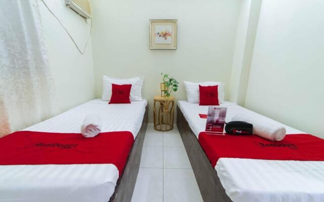 RedDoorz @ Ledesco Avenue Lapaz Iloilo