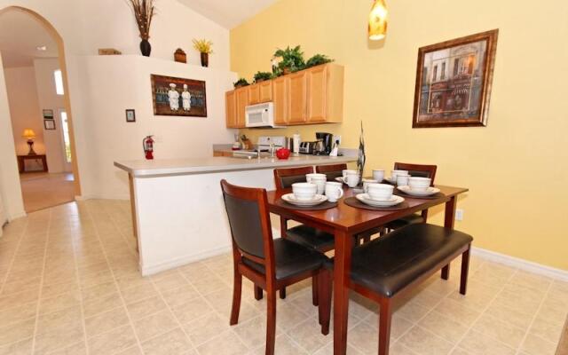 Hotel 1112 Solana Circle 4 Bedrooms, 3 Bathrooms