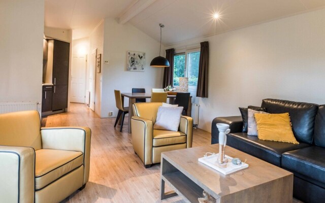 Comfortable Chalet Within De Veluwe