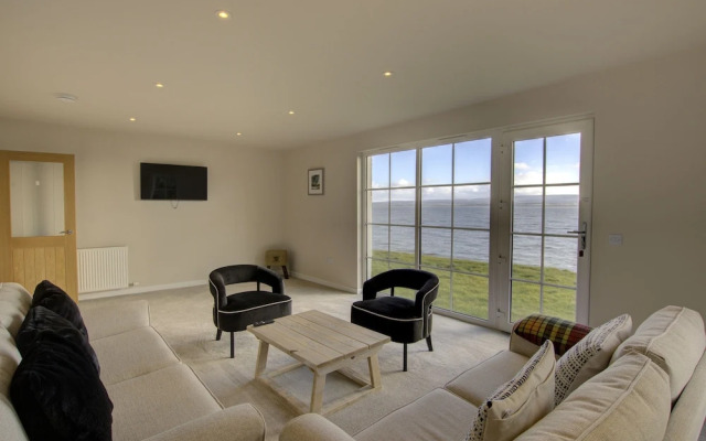 Linden House Fortrose