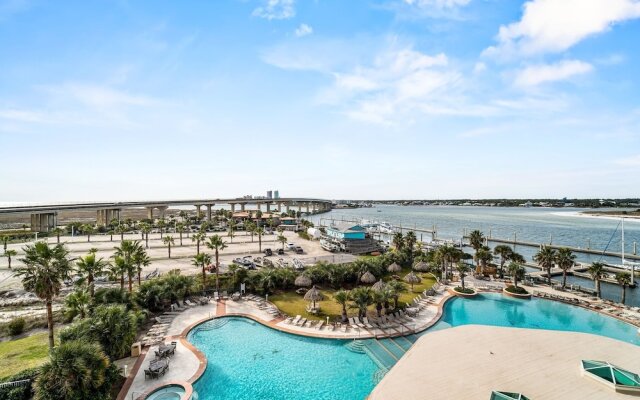 Crb0515 4 Bedroom Condo