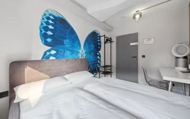 The Room 44
