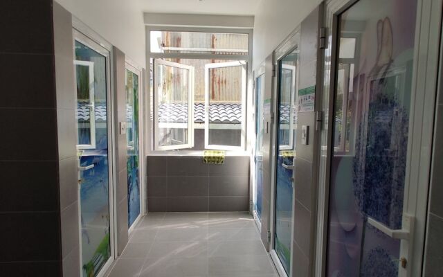 Elysian Homestay - Hostel