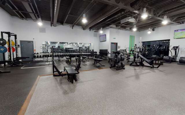 Village Hotel Leeds South