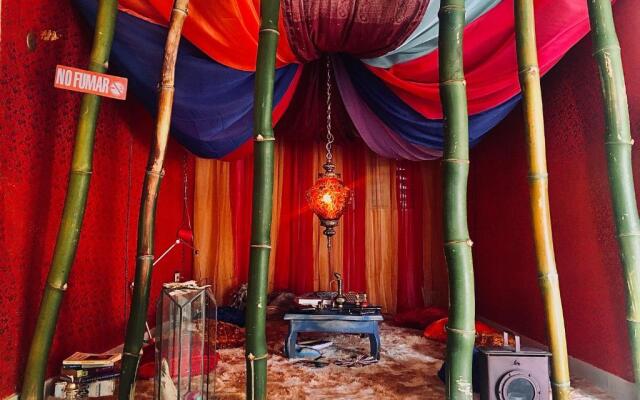 La Fuente House Hostel