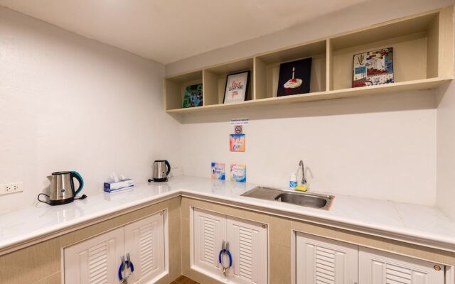 Popeyes Hostel Coffeeshop and Beer Bar