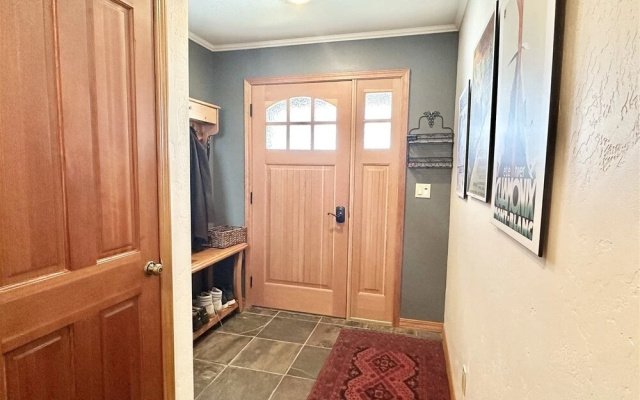 Mh138 Mountain Harbor Holiday Roost
