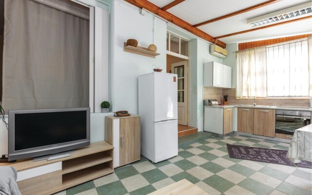 Nice Home in Kostrena With Wifi and 2 Bedrooms