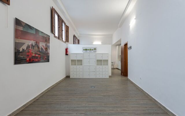 Arucas Car-loft