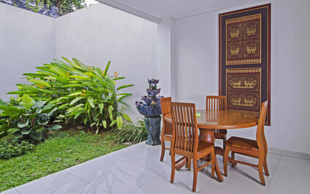 Super OYO Capital O 91140 Ayodya Kebon Jeruk