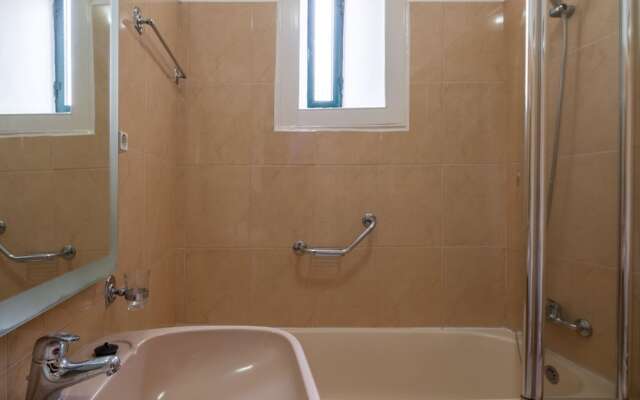 Historical Villa in Heart of the City Center