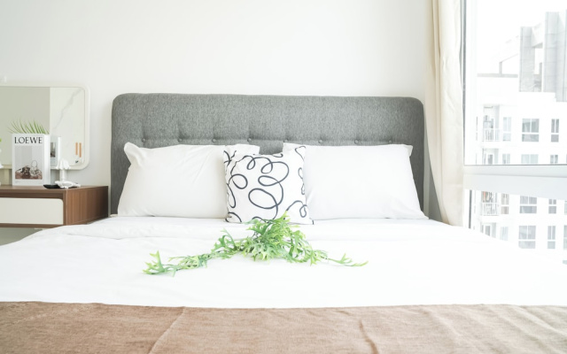 Calm And Restful 1Br At Apartment Tokyo Riverside Pik 2
