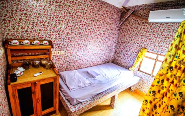 The Rabbit Tree - Hostel