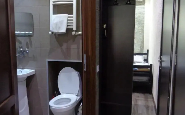 Old Meidan Hotel