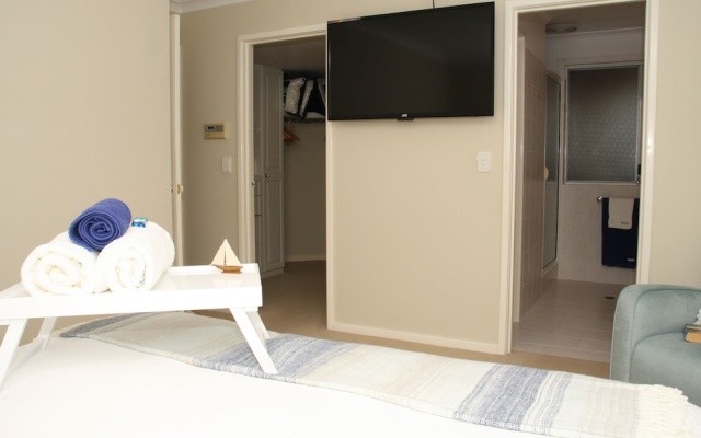 Travillas – Guest Rooms – Perth