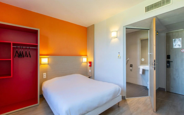 Hôtel Première Classe Chartres Barjouville