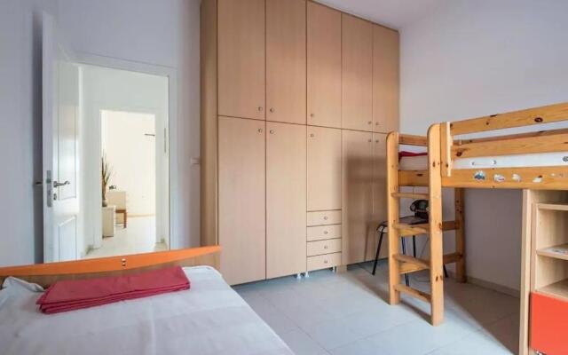 Adorable 3 bedroom maisonette in Pounta