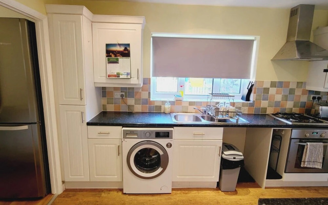 Rusper Retreat - Spacious Home Near Gatwick