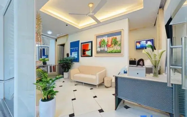 T98 Westlake Quang An - Tay Ho Center Garden View Studio!