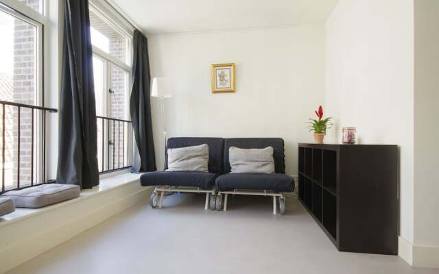 Bright & Great Apartment In Jordaan Area