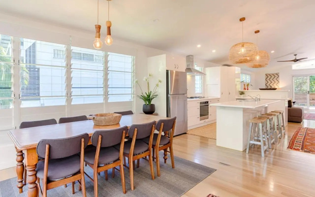Sunshine Beach House 14 Depper Street