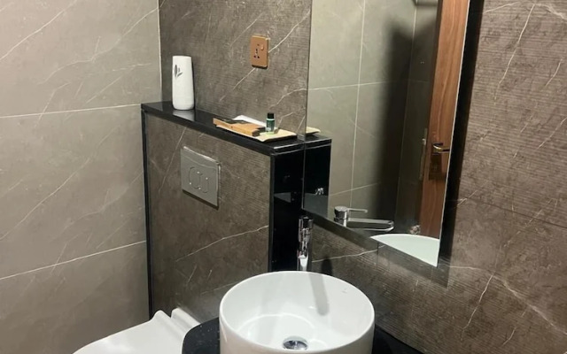 Hyders Mahal and Hotel