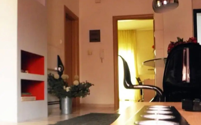 Cozy and Modern Apartment Centrally Located