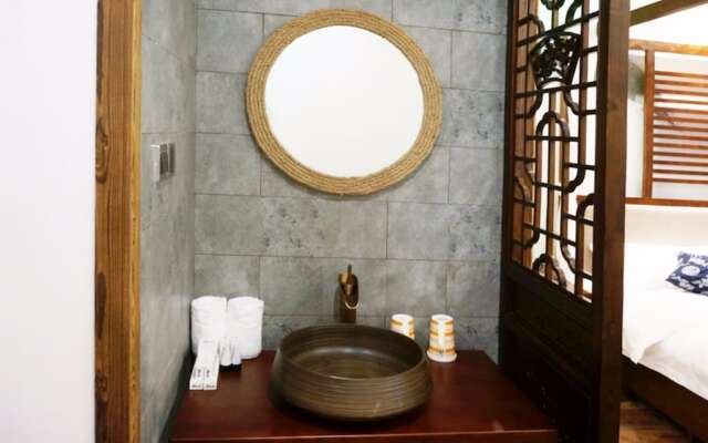 Wuzhen Chanyi Wenhua Hotel