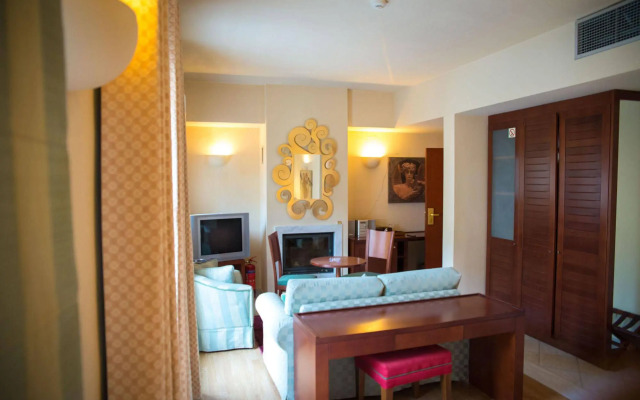 Maritsas Hotel & Suites