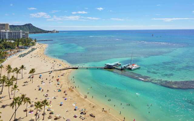 Hilton Hawaiian Village Waikiki Beach Resort