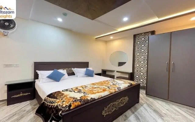 Multazam Heights