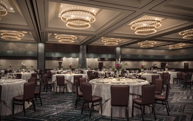 Crowne Plaza Atlanta Perimeter at Ravinia by IHG