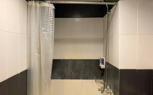 Warm And Cozy 2Br At Cinere Bellevue Suites Apartment