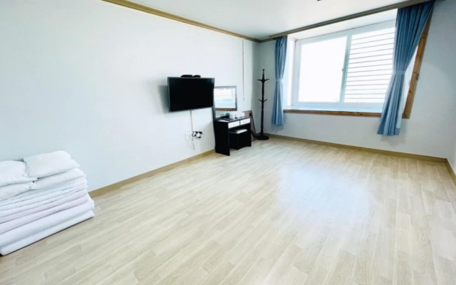 Yangyang Cheheommaeul Pension