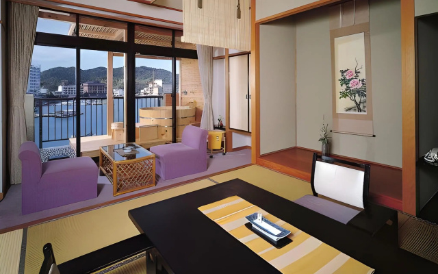 Hotel Hamarikyu – Guest Rooms – Toba