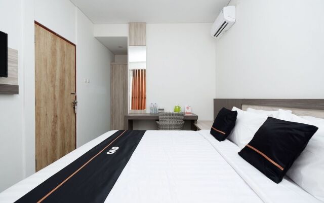 OYO 2298 Jebres House Syariah