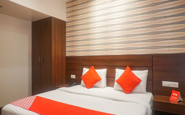 Collection O 15614 Hotel Olive Somwar Peth