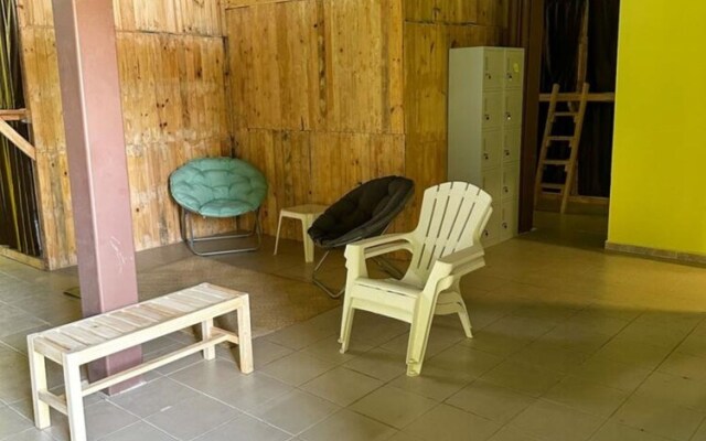 Hostel Tropico 20 PDC