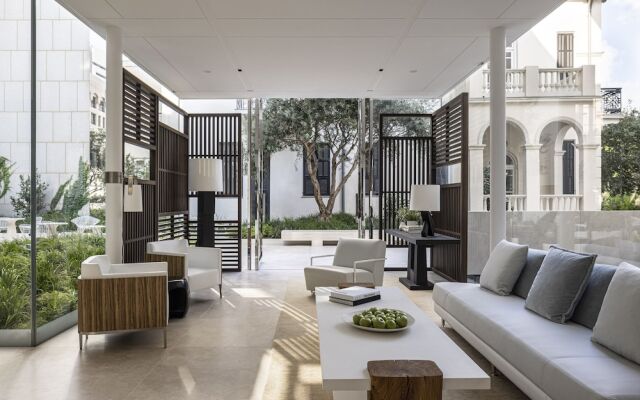 R48 Hotel and Garden