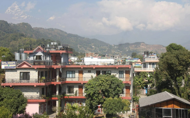 OYO 157 Hotel Sun Route
