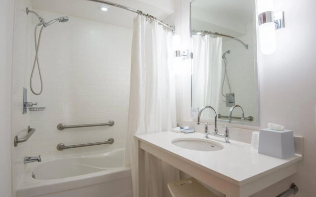 Four Points by Sheraton Saskatoon