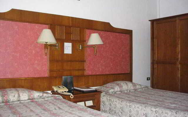Adika Sari Bungalows