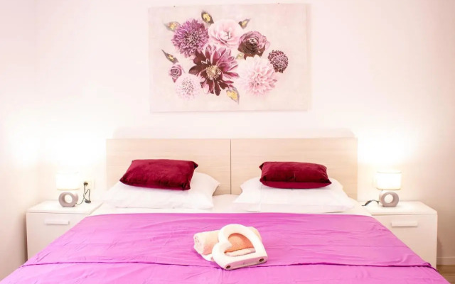 Julia's beautiful apartment for 6 with parking