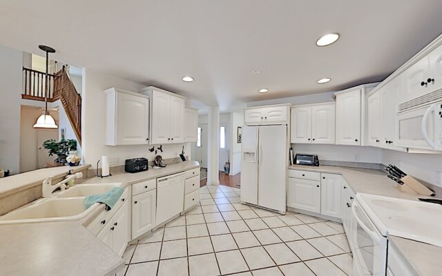 26windrd 5 Bedroom Home